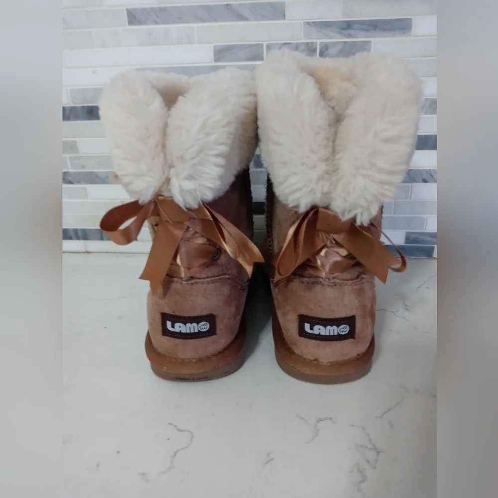 Lamo Elise Shearling Beige Suede Upper Faux fur Lining Toddler Boots 1Y